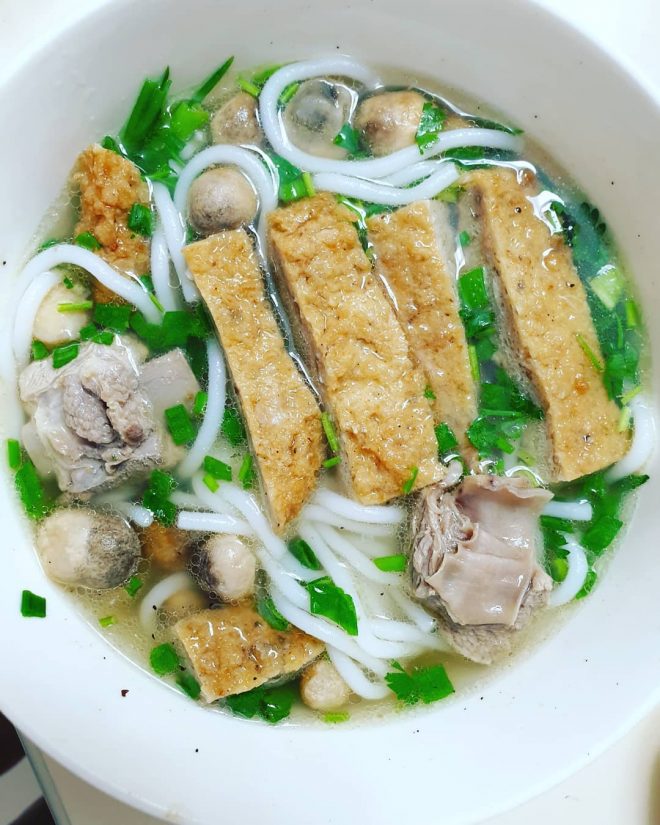 Bánh canh chả cá Phan Thiết