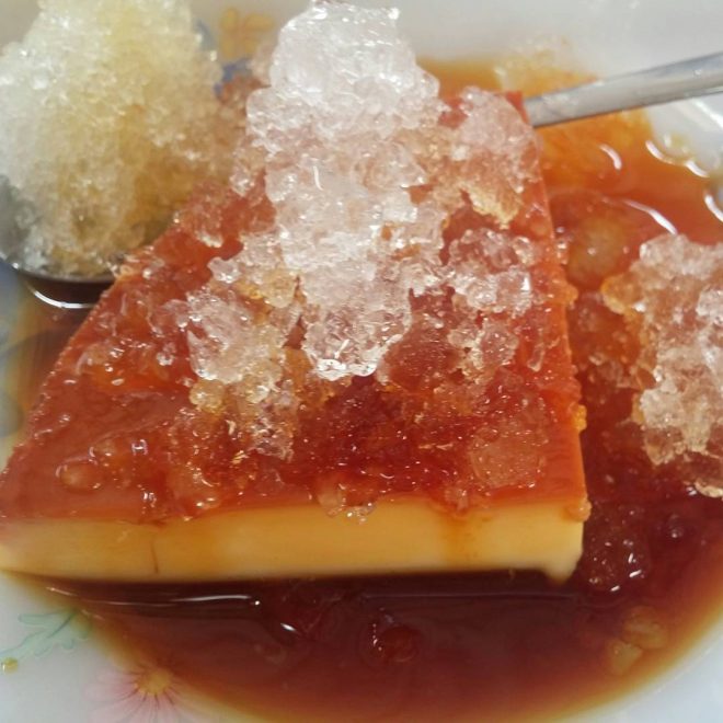 Miếng bánh flan thơm ngon mà bạn khó cưỡng lại