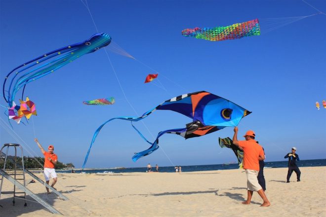 Mùa hè, phượt Phan Thiết có nhiều hoạt động trên biển